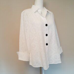 Foxcroft White on White Patterned Shirt
